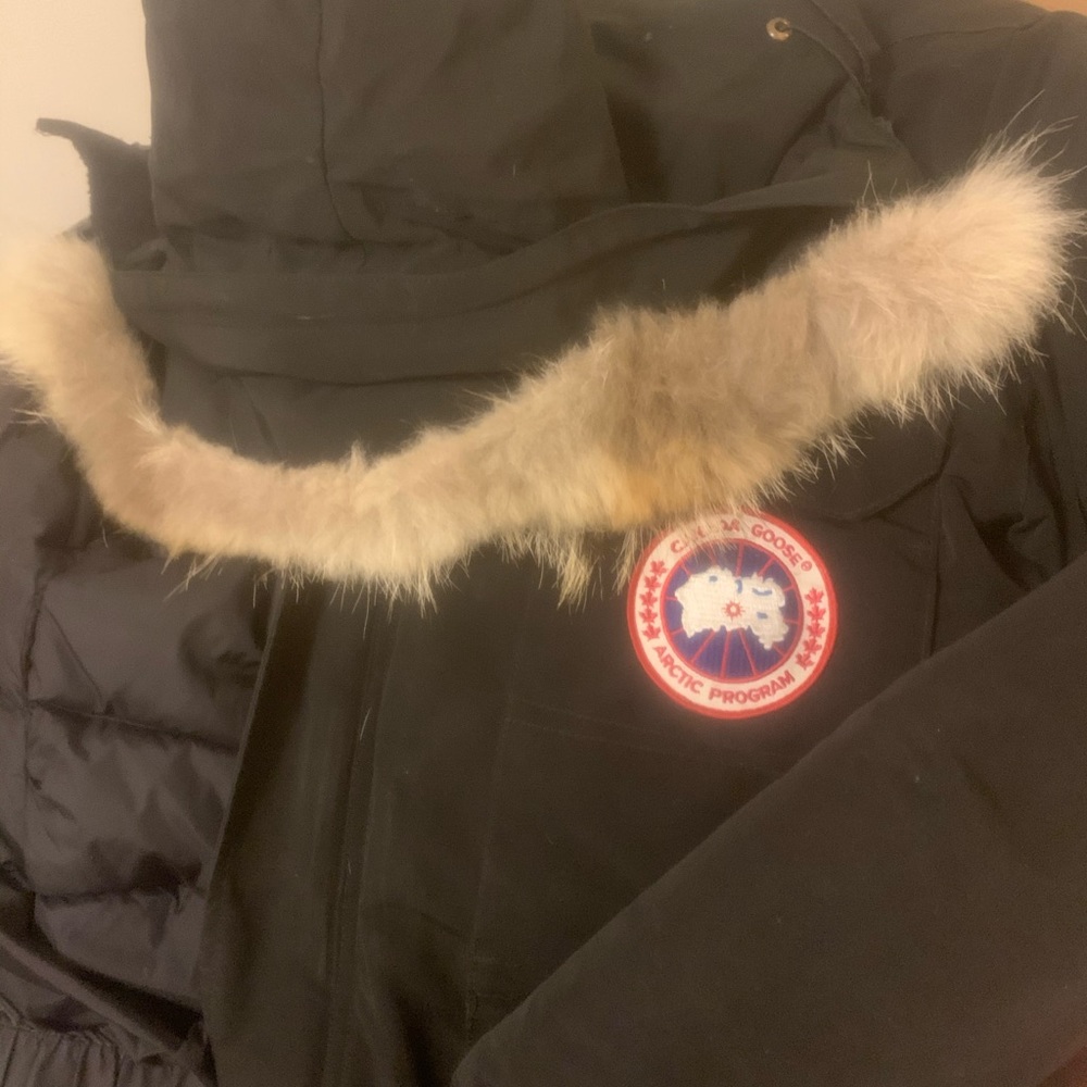Canada Goose only worn a few times.